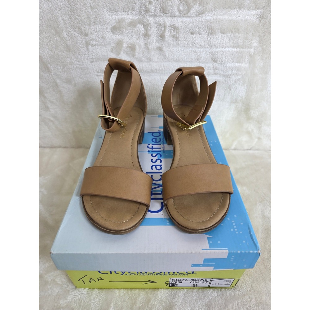 City Classified Hudson-S Camel Tan Ankle Strap Block Heel Sandals Women Size 5.5